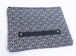Handloom clutch
